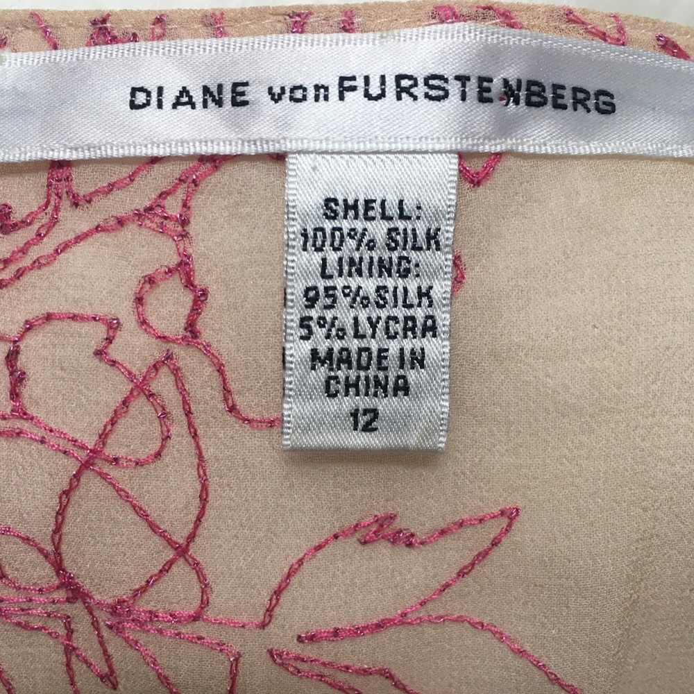 Diane von Furstenberg blouse - Picture 9 of 9
